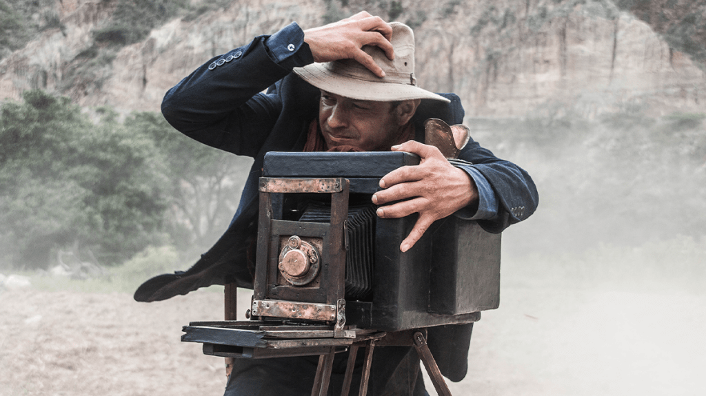 Cámara antigua en Adiós al amigo, película colombiana en el Festival de cine de Tokio.