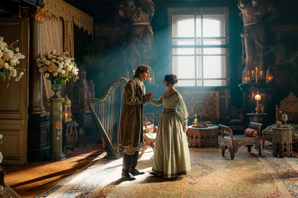 Albert de Morcerf y Haydée en el set de El conde de Montecristo.