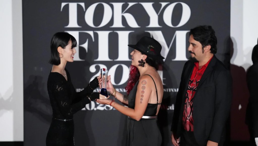 Iván Gaona recibe premio en el Festival de Cine de&nbsp;Tokio