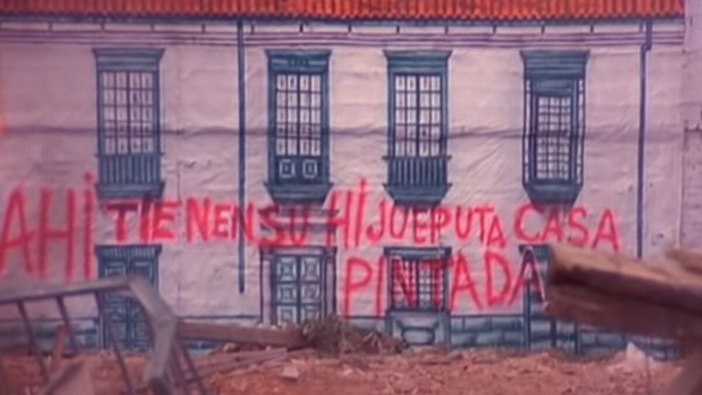Final de "La estrategia del caracol", de Sergio Cabrera.